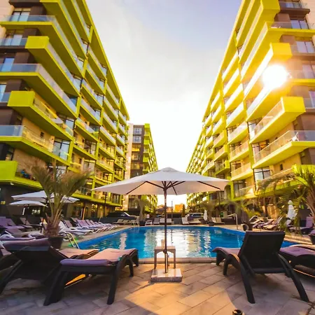 Διαμέρισμα Luxury Seaside - Pool &