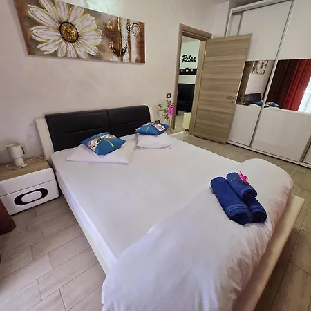Luxury Seaside - Pool & Năvodari